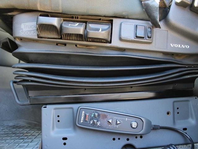 Standarta vilcējs VOLVO FH 500, EURO 5 EEV, VEB +, HYDRAULIC