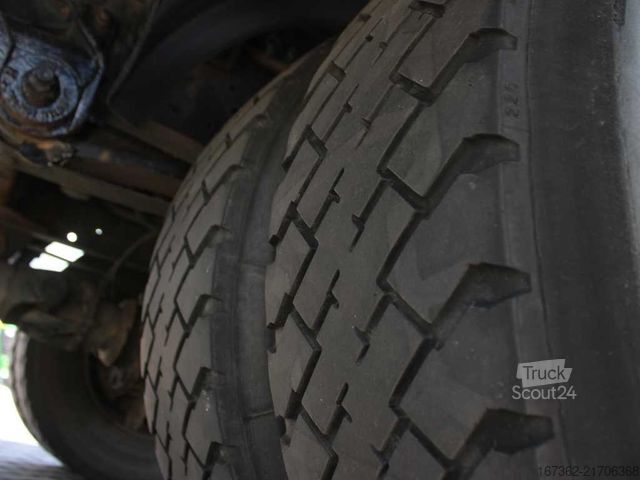 Вантажівка з відкритою платформою IVECO EUROCARGO 14E28, SECONDARY AIR CONDITIONING