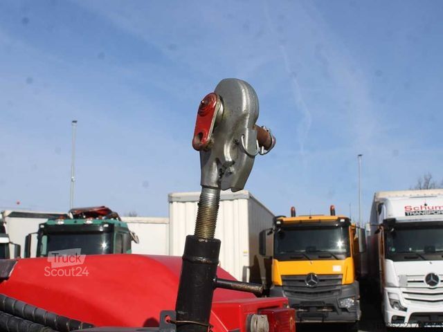 Traktor  KIROVEC K-424