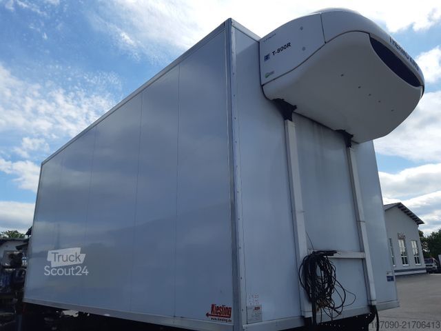 Рефрижераторний вантажівка MERCEDES-BENZ Kühlkoffer Aufbau Kiesling Thermoking T800R