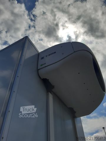 Рефрижераторний вантажівка MERCEDES-BENZ Kühlkoffer Aufbau Kiesling Thermoking T800R