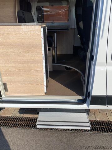 Autorulotă PÖSSL Vario 545 Premium Markise 5-Sitzer