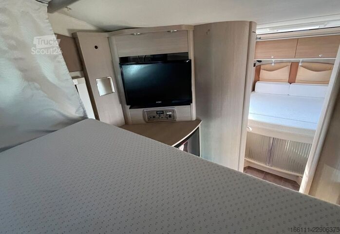Poluintegrisani kamper BÜRSTNER Ixeo T 734 - Hub/Queensbett - Klima -