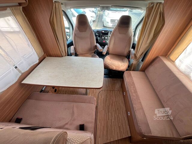 Poluintegrisani kamper CARADO T 448 - Einzelbetten - Hubbett -  -