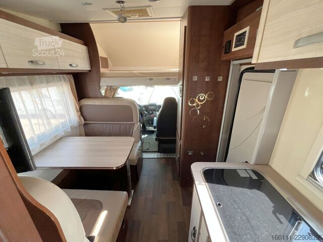 Alkoven kamper FORSTER A 699 HB - Festbett - Klima - Solar - Garage -