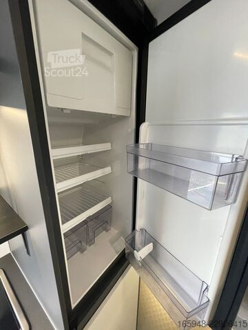 Kamper kombi ADRIA 640 SGX TWIN SUPREME | Markise,TV,Elekt. Hubbett