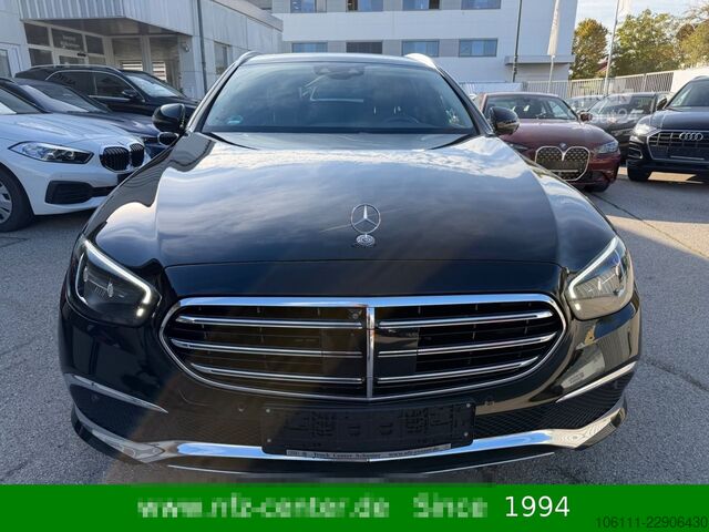 Microbuz MERCEDES-BENZ E 300 de T EXCLUSIVE Interieur 360° DISTRONIC
