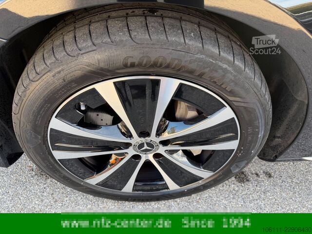 Microbuz MERCEDES-BENZ E 300 de T EXCLUSIVE Interieur 360° DISTRONIC