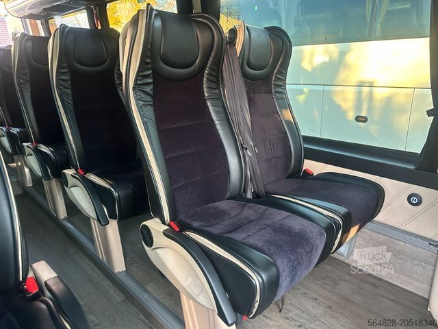 Minibusz MERCEDES-BENZ Sprinter 519