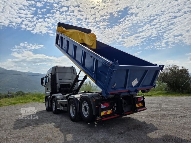 Autocamion cu cârlig pentru containere MAN TGS 32.480