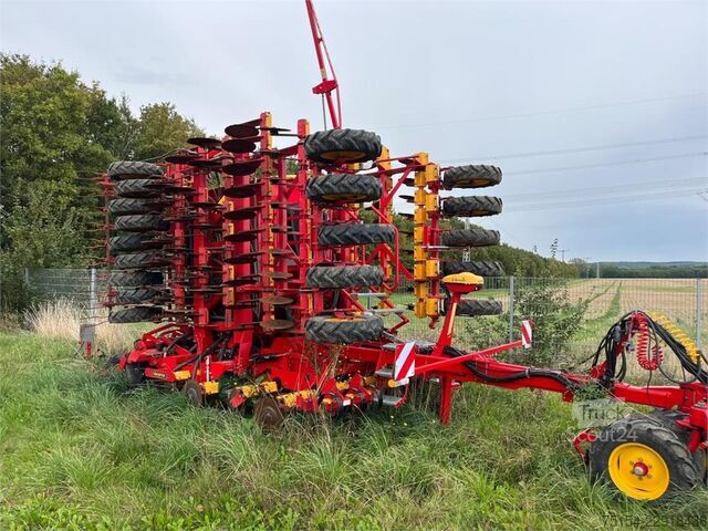Kombinirana sejalnica Väderstad Rapid RDA800S