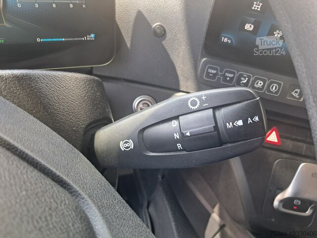 štandardný traktor Mercedes-Benz Actros 18.45