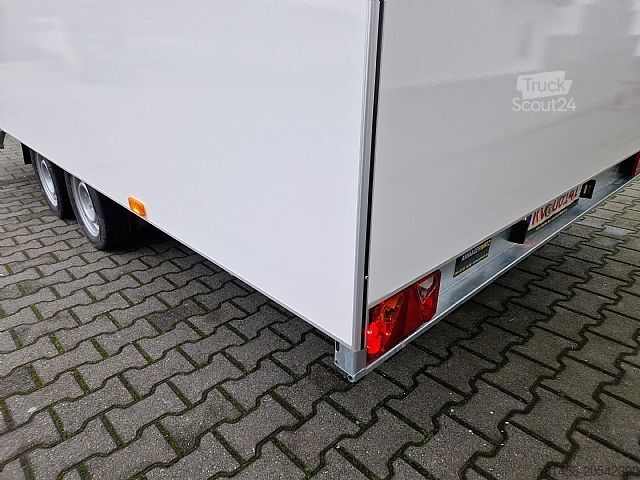 Remolque venta ambulante trailershop Messestand Infostand mobile Bühne 470x220 Licht