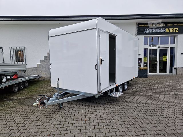Remolque venta ambulante trailershop Messestand Infostand mobile Bühne 470x220 Licht