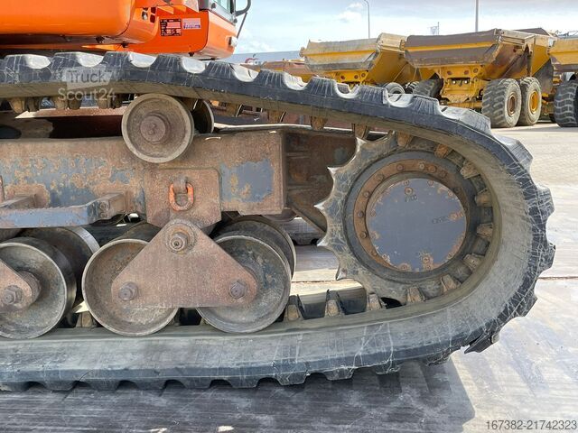 гусеничний екскаватор Doosan DX140LCR
