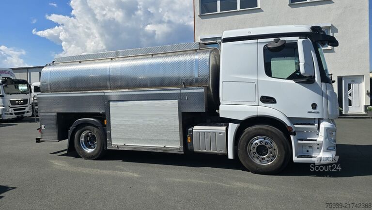 LKW mit Tankaufbau Mercedes-Benz Actros 1843 4x2