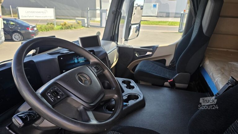 LKW mit Tankaufbau Mercedes-Benz Actros 1843 4x2