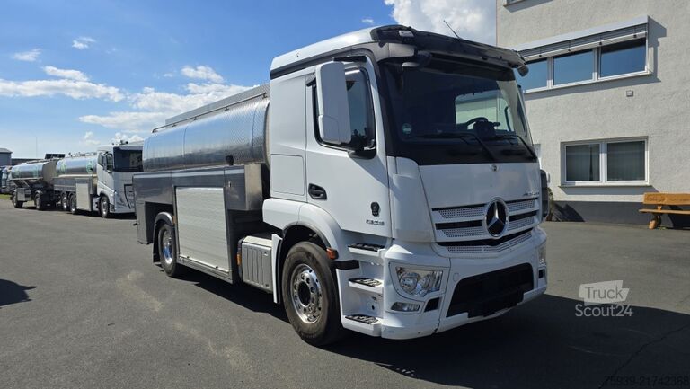 LKW mit Tankaufbau Mercedes-Benz Actros 1843 4x2