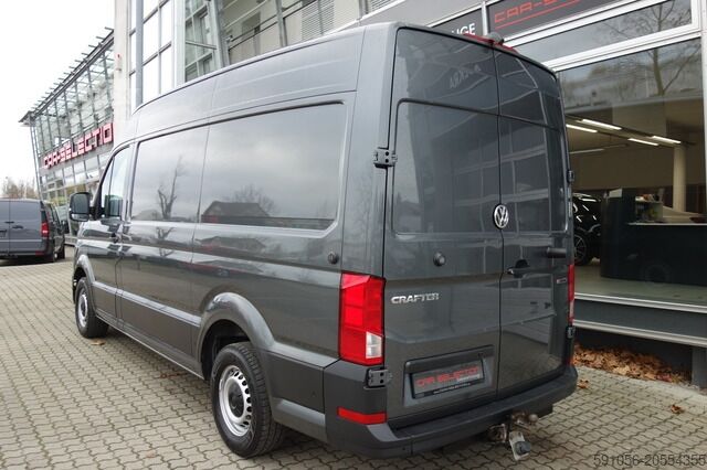 Slēgtais furgons Volkswagen Crafter 35 4MOT KASTEN L2H2 AHK/NAVI/KAM/KLIMA