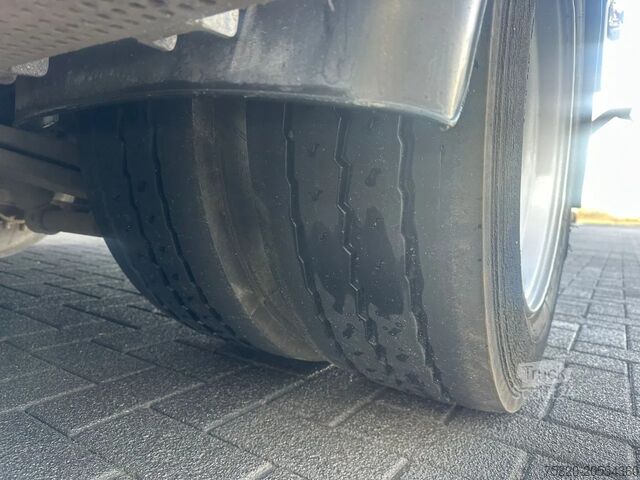 Nakládací plošina Royen RW2F4  2-ASSIGE OPEN LAADBAAK AANHANGWAGEN