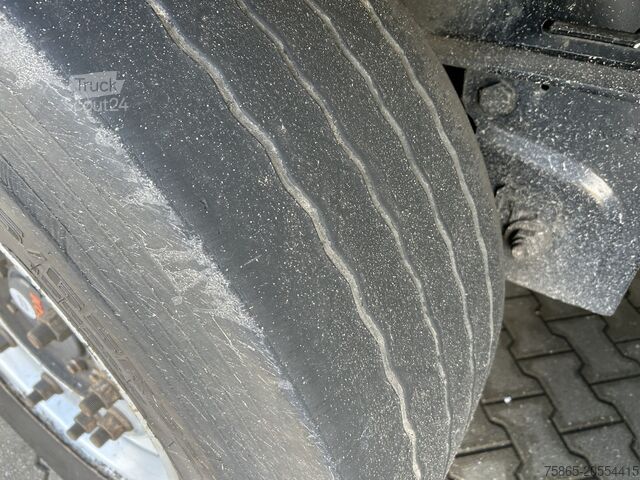 Kovček Kögel S24 / Box / Laadklep / Liftas / Accu Pack / APK...