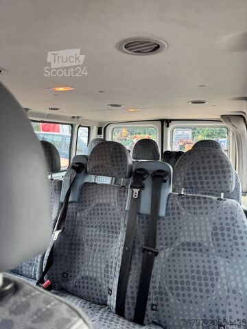 Ford **TRANSIT-9 ASIENTOS** Ford **TRANSIT-9SEATS**