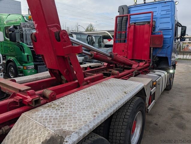 Kroghejselastbil Volvo FH16 6X4 610HP HYVA Blatt/Luft Manuell