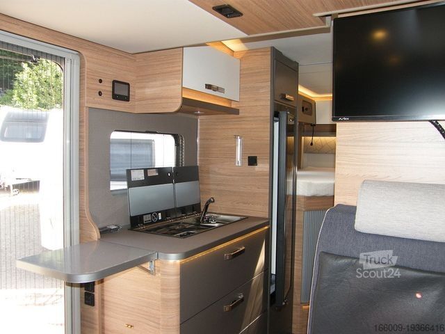 Autorulotă semi-integrată WEINSBERG CaraSuite 650 MEG Ford inkl. 7 Pakete