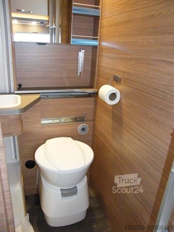 Autorulotă semi-integrată WEINSBERG CaraSuite 650 MEG Ford inkl. 7 Pakete