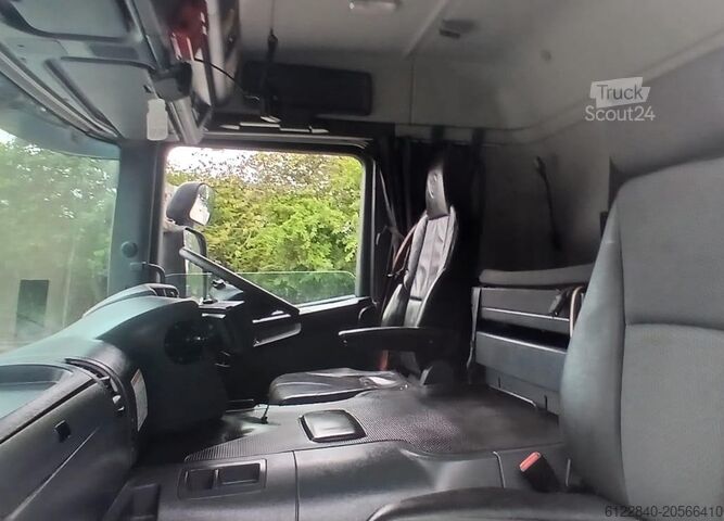 Camion benne SCANIA P 410