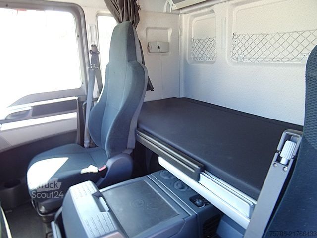 Camion de boissons MAN 26.440 TGX*7,7m Schwenkwand*ATM 38 tkm*LBW*Retar