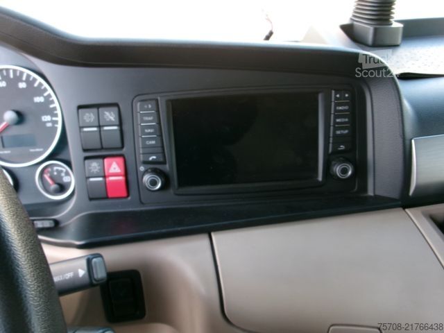 Camião de bebidas MAN 26.460 TGS*kpl. Zug*2x 2,5to LBW*38Pal*Lift/Lenk