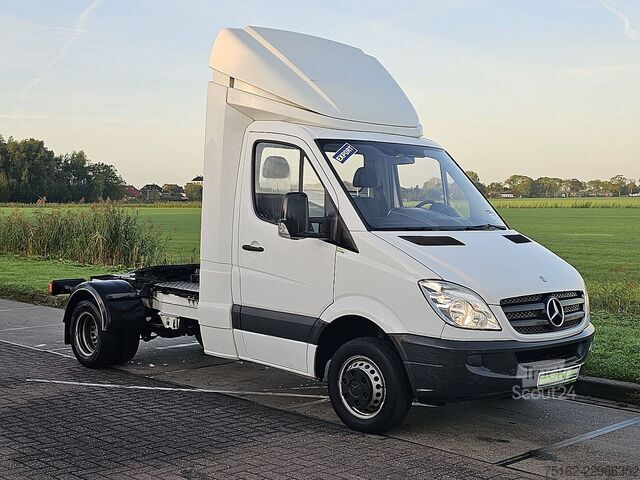 MERCEDES-BENZ SPRINTER 519 MERCEDES-BENZ SPRINTER 519