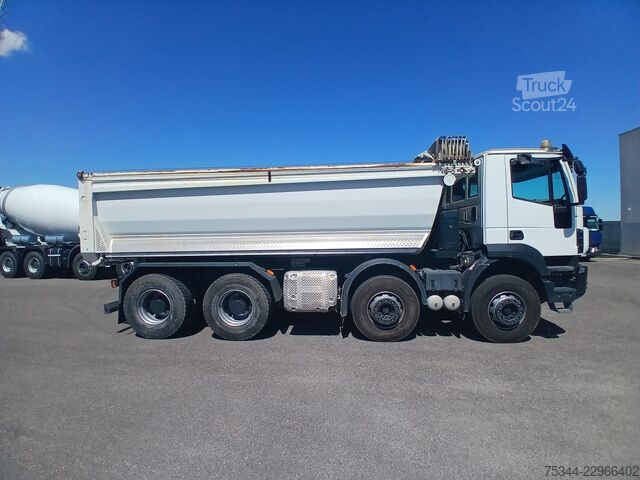 Autocarro ribaltabile Iveco Trakker 500