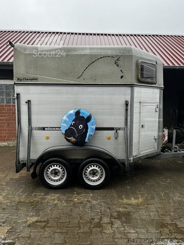 Rimorchio per cavalli Böckmann Big Champion