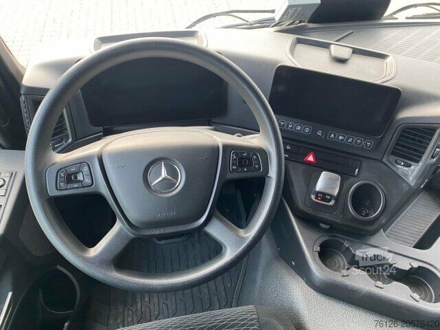 LKW mit Kofferaufbau Mercedes-Benz Actros 1824L Koffer/LBW 2.000kg/Klima/PPC