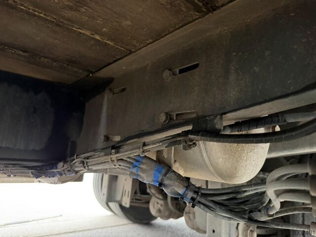 FAYMONVILLE MAX Trailer 2-AXES LOWLOADER 21T - ALU RAMPS - SAF AXLES - AIR SUSP. - 7m - 88cm high - FAYMONVILLE MAX Trailer 2-AXES LOWLOADER 21T - ALU RAMPS - ...