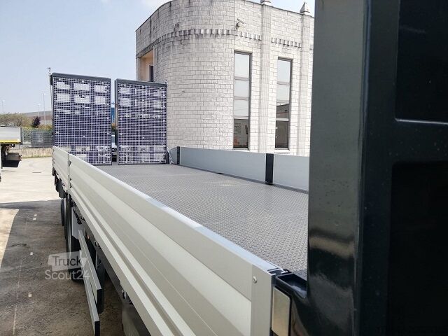 PLATAFORMA COM RAMPAS Iveco AS 260S42