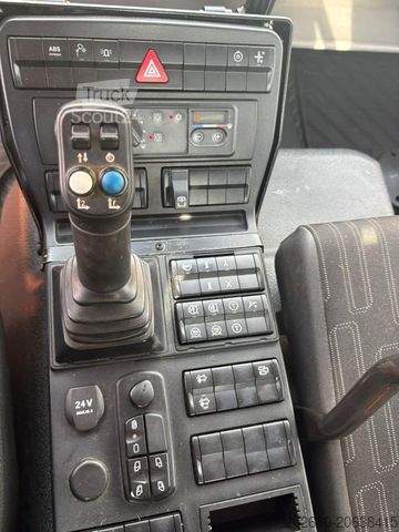 Andere MERCEDES-BENZ Unimog U 318, Hydrostat, Zv, nur 4514 .