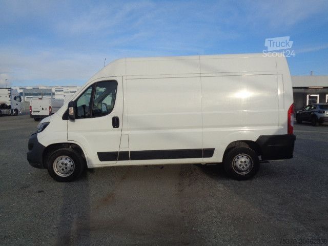 Skåpbil Peugeot BOXER - mot. nuovo