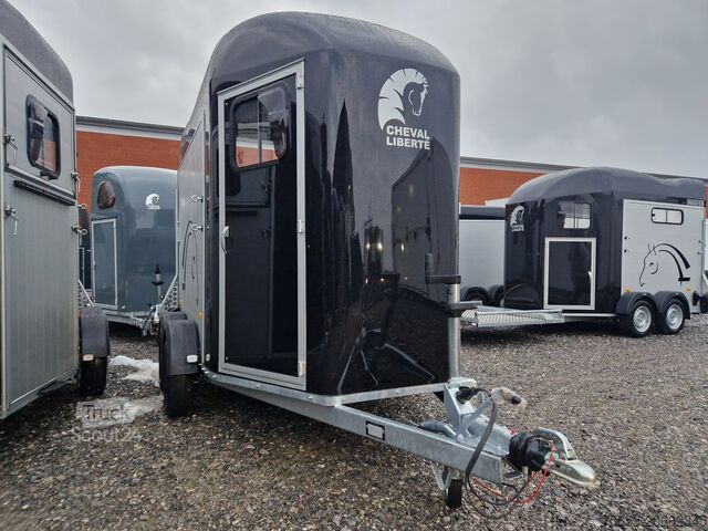 Atrelado para cavalos Cheval Liberté Alu Pferdeanhänger Origin Sattelkammer