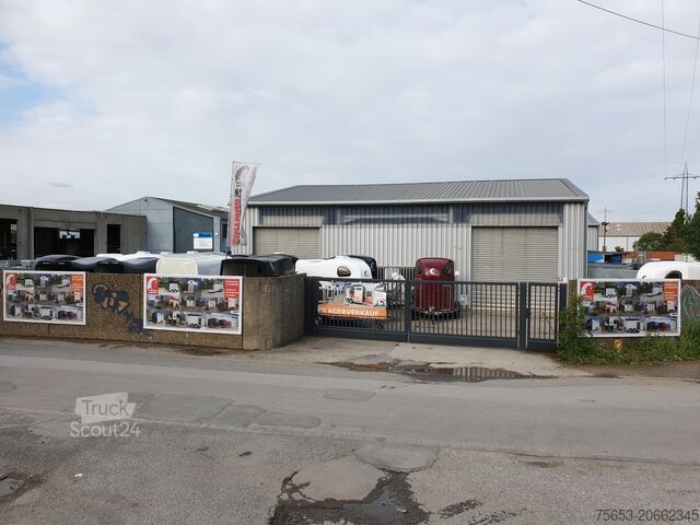 Atrelado para cavalos Cheval Liberté Alu Pferdeanhänger Origin Sattelkammer