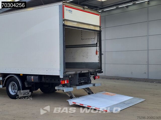 Kuffert Mercedes Atego 1318 4X2 13.5tonner Automatic 1500kg Lade...