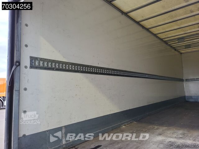 Kuffert Mercedes Atego 1318 4X2 13.5tonner Automatic 1500kg Lade...