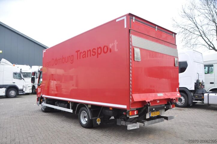валіза DAF LF 210 4X2 8 TONS  BOX + DHOLLANDIA