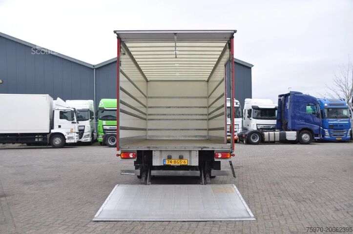 валіза DAF LF 210 4X2 8 TONS  BOX + DHOLLANDIA