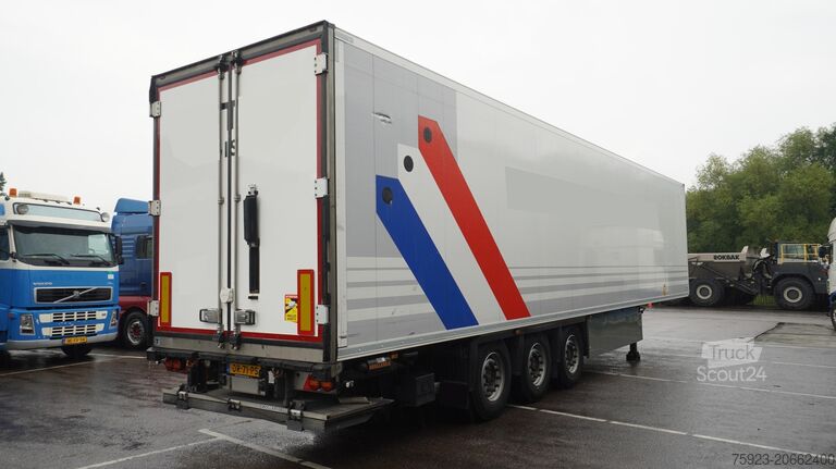 Kühl-/Tiefkühltransport Schmitz Cargobull 3 AXLE FRIGO TRAILER WITH THERMO KING SLX I