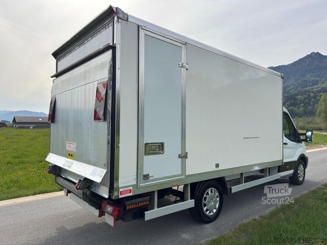 Furgoneta caja FORD TRANSIT KOFFERAUFBAU+LBW*2019*EURO6*TEMPOMAT*