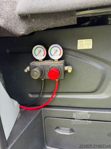 Dubă cu caroserie tip cutie FORD TRANSIT KOFFERAUFBAU+LBW*2019*EURO6*TEMPOMAT*
