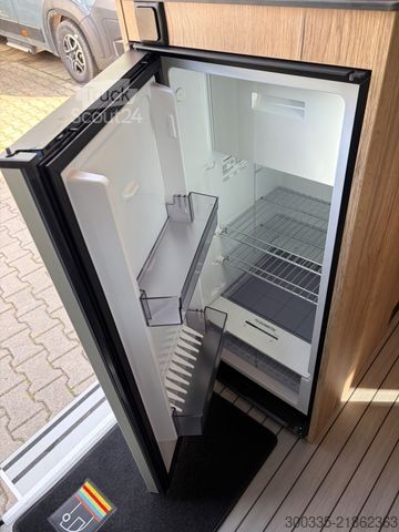 Obytný vůz CLEVER Runner 636 Automatik- Längsbetten - Mj. 2026
